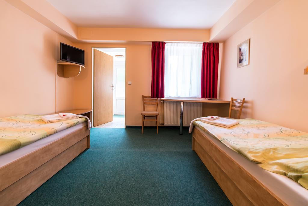 Penzion V Parku Cejkovice  Quarto foto